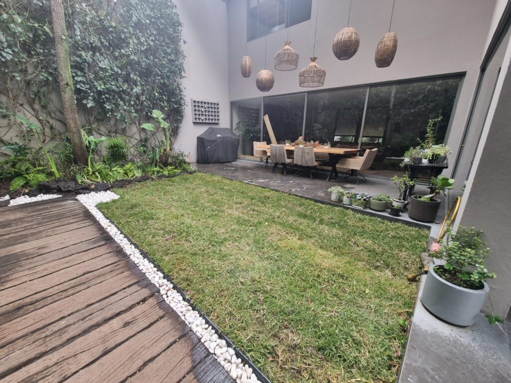 jardín en residencial