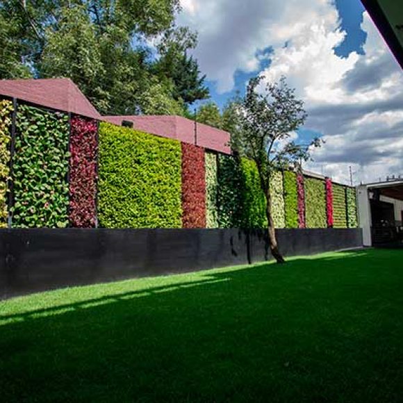 Jardin Vertical Muro Verde en franjas